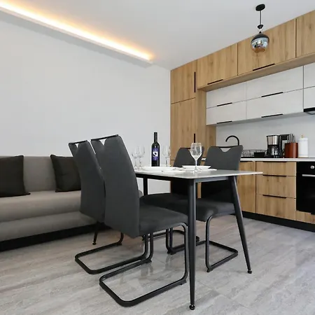 Marija With Free Parking Zara