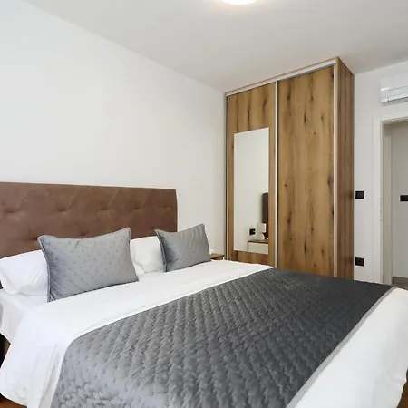 Marija With Free Parking Appartamento *