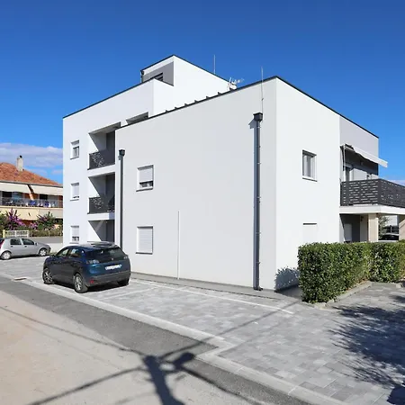 Marija With Free Parking